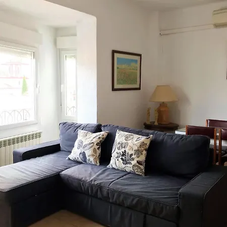 龙达市中心公寓 *